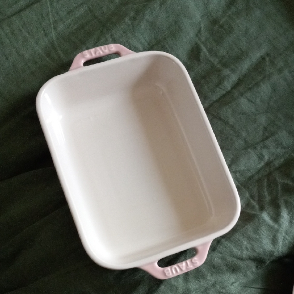 Staub White Dish with Pink Handles